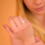 Load image into Gallery viewer, Luxe Round Diamond Ring - OVAL CATCH Ring, 0.40 CT