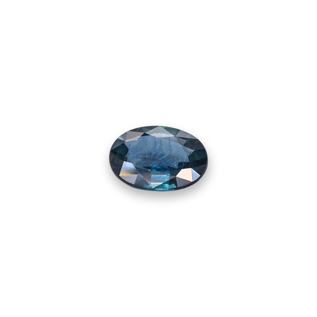 Blue Sapphire from Sri Lanka - 1.34 ct, Oval Faceted Cut