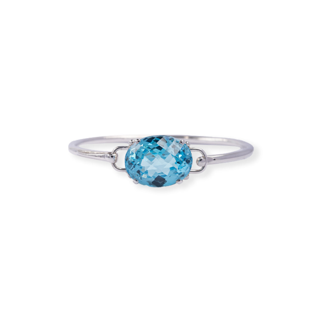 Elegant Oval Blue Topaz Bangle – Pakistani Craftsmanship, Captivating Brilliance